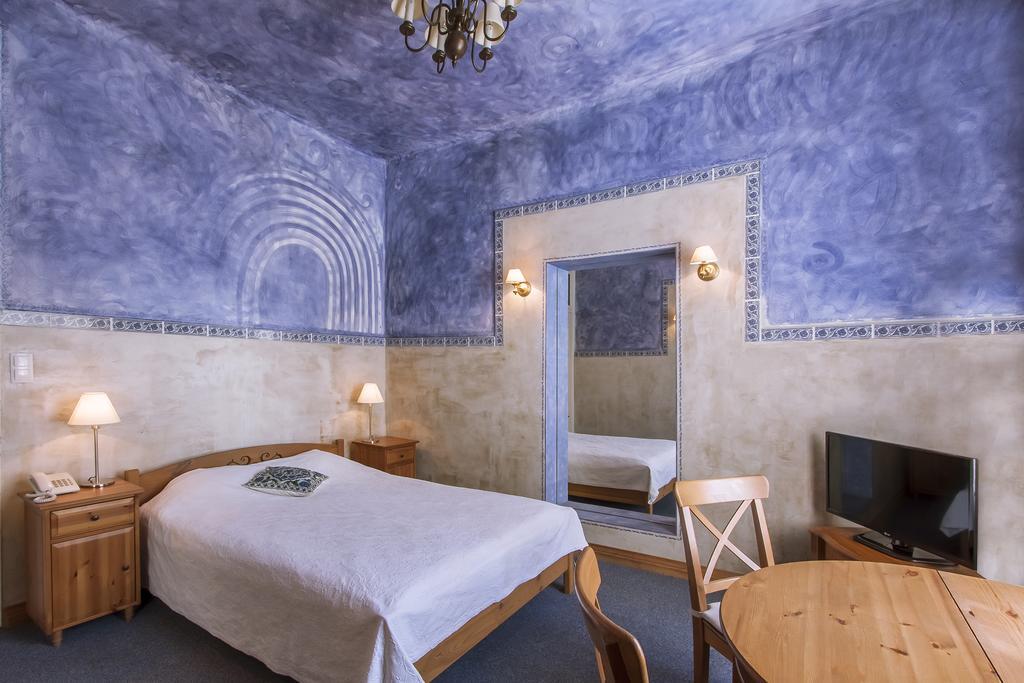 Palac Nieznanice Zabytek Goscinny Ze Spa Pokoj fotografie